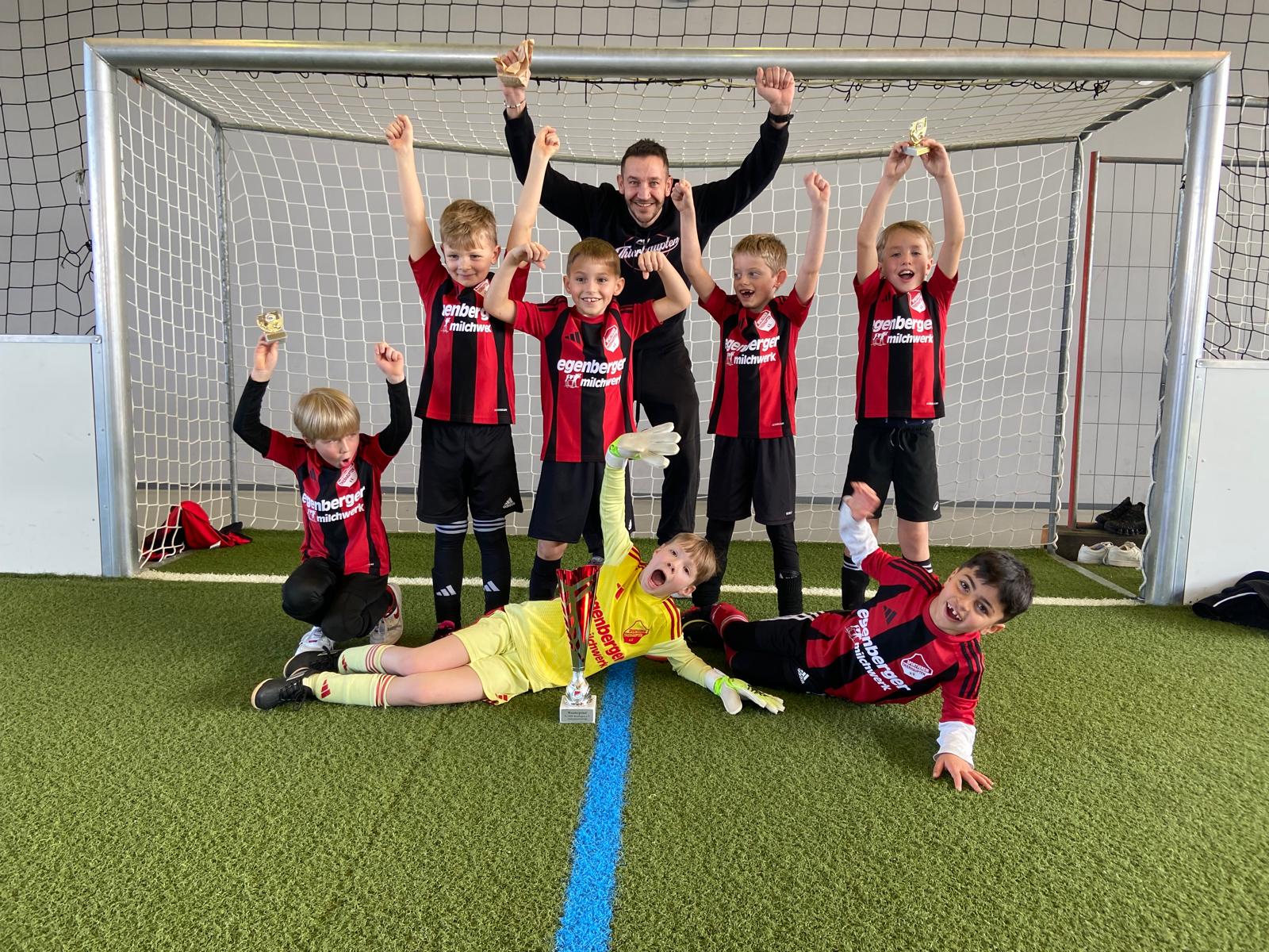 🏆 Doppelter Triumph beim 1. Benc Indoor Soccercup in Mertingen für unsere F-Jugend
